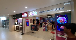 Lucky Plaza (D9), Retail #447085261